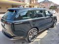 Land Rover Range Rover 2022 годаfor115 000 000 тг. в Алматы – фото 4