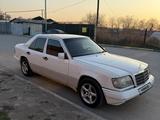 Mercedes-Benz E 200 1993 годаfor1 200 000 тг. в Шардара – фото 4