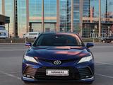 Toyota Camry 2021 года за 16 000 000 тг. в Астана – фото 2