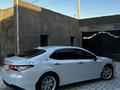 Toyota Camry 2020 годаfor15 000 000 тг. в Шымкент – фото 3