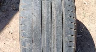 ОДНА шина 245/40 R18 — "Dunlop Sport Maxx RT" (Германия), летняя за 25 000 тг. в Астана