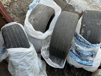 Шины 235/45R18 за 70 000 тг. в Уральск