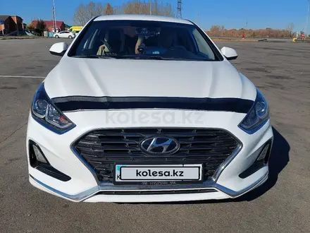 Hyundai Sonata 2017 года за 8 200 000 тг. в Астана