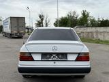 Mercedes-Benz E 200 1991 годаүшін1 700 000 тг. в Алматы – фото 5