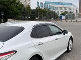 Toyota Camry 2020 года за 15 500 000 тг. в Алматы – фото 5