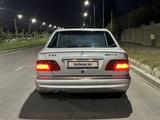 Mercedes-Benz E 55 AMG 2000 годаүшін7 500 000 тг. в Шымкент – фото 3