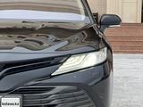 Toyota Camry 2020 года за 14 300 000 тг. в Астана – фото 4