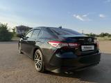 Toyota Camry 2023 года за 14 500 000 тг. в Экибастуз – фото 3