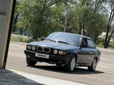 BMW 520 1993 года за 1 850 000 тг. в Алматы – фото 4
