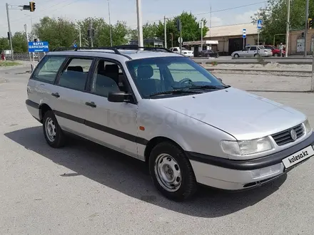 Volkswagen Passat 1995 годаүшін1 850 000 тг. в Шымкент – фото 5