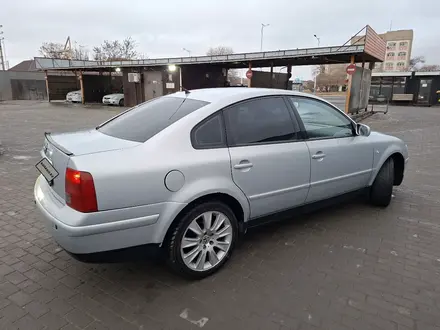 Volkswagen Passat 1997 года за 1 600 000 тг. в Кызылорда – фото 4