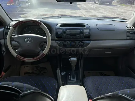 Toyota Camry 2002 года за 4 100 000 тг. в Алматы – фото 9
