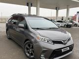 Toyota Sienna 2016 года за 8 000 000 тг. в Атырау