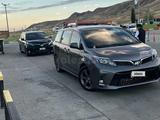 Toyota Sienna 2016 года за 8 000 000 тг. в Атырау – фото 3