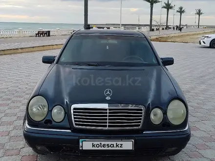 Mercedes-Benz E 230 1995 года за 2 200 000 тг. в Актау – фото 8
