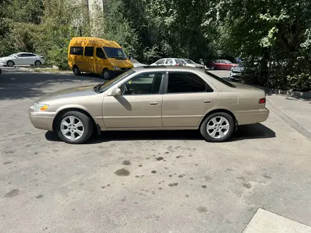 Toyota Camry 1998 года за 3 450 000 тг. в Алматы – фото 8