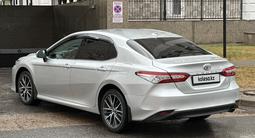 Toyota Camry 2022 годаүшін13 500 000 тг. в Астана – фото 4
