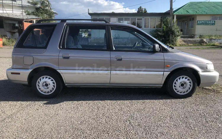 Mitsubishi Space Wagon 1995 года за 2 100 000 тг. в Алматы