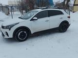 Kia Rio X-Line 2022 года за 8 850 000 тг. в Уральск – фото 2