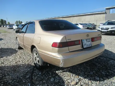 Toyota Camry 1999 года за 2 281 333 тг. в Шымкент – фото 6