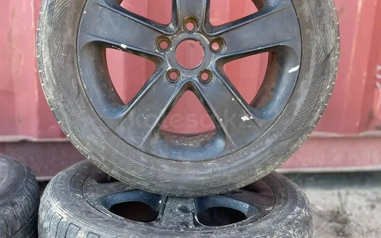 Диск с резиной за 150 000 тг. в Астана