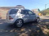Mercedes-Benz ML 320 2001 года за 3 500 000 тг. в Талдыкорган – фото 4