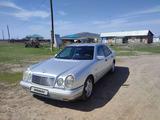 Mercedes-Benz E 230 1996 годаүшін2 600 000 тг. в Урджар