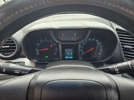 Chevrolet Orlando 2014 года за 4 800 000 тг. в Астана – фото 2