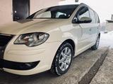 Volkswagen Touran 2010 годаfor3 900 000 тг. в Кордай – фото 3