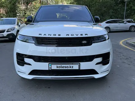 Land Rover Range Rover Sport 2023 года за 75 800 000 тг. в Алматы – фото 4