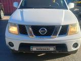 Nissan Navara 2008 года за 5 200 000 тг. в Жанаозен