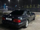 Mercedes-Benz E 230 1996 годаүшін2 800 000 тг. в Кызылорда – фото 4