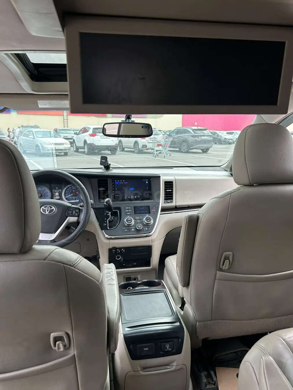 Toyota Sienna, 2015