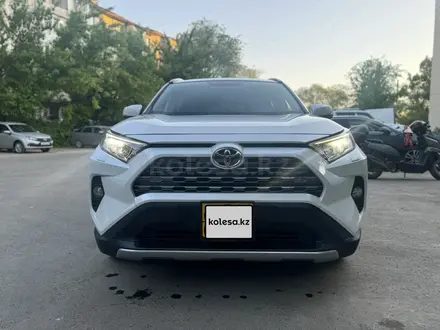 Toyota RAV4 2022 года за 13 400 000 тг. в Уральск – фото 9