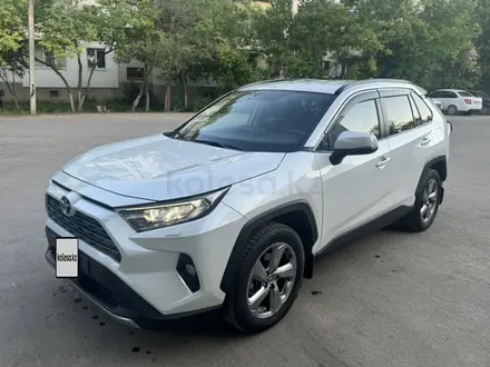 Toyota RAV4 2022 года за 13 400 000 тг. в Уральск – фото 11