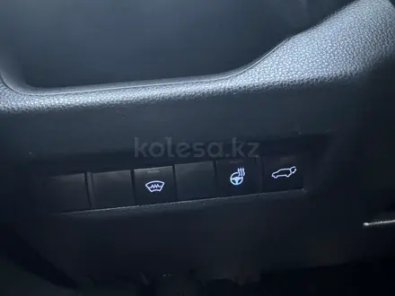 Toyota RAV4 2022 года за 13 400 000 тг. в Уральск – фото 18