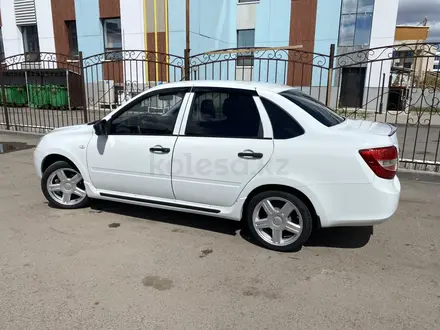 ВАЗ (Lada) Granta 2190 2017 года за 2 450 000 тг. в Астана – фото 4