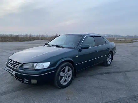 Toyota Camry 1998 года за 4 000 000 тг. в Алматы