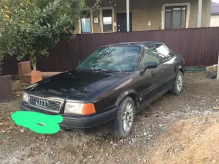 Audi 80