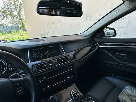 BMW 528 2014 года за 10 800 000 тг. в Алматы – фото 16
