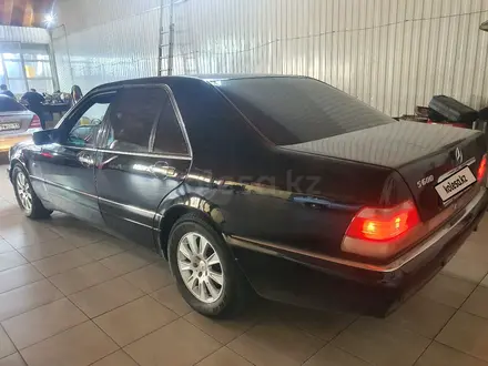 Mercedes-Benz S 320 1998 года за 6 500 000 тг. в Туркестан – фото 31