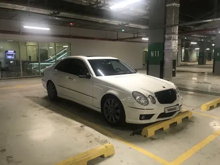 Mercedes-Benz E 320 2003 года за 6 600 000 тг. в Астана – фото 4