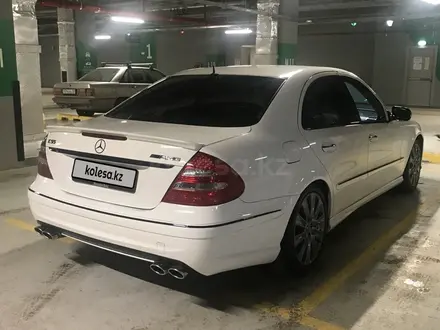 Mercedes-Benz E 320 2003 года за 6 600 000 тг. в Астана – фото 9