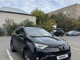 Toyota RAV4 2016 годаүшін10 300 000 тг. в Астана