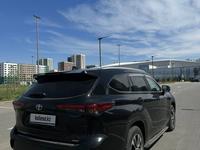 Toyota Highlander 2022 годаүшін28 000 000 тг. в Астана