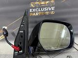 Правое зеркало BSM Lexus LX570 2015-2021 за 450 000 тг. в Алматы