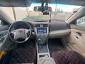 Toyota Camry 2008 года за 4 100 000 тг. в Актобе – фото 2