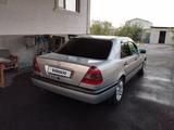 Mercedes-Benz C 220 1996 годаfor2 500 000 тг. в Алматы – фото 2