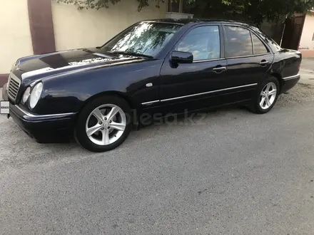 Mercedes-Benz E 280 1997 года за 3 300 000 тг. в Тараз – фото 5