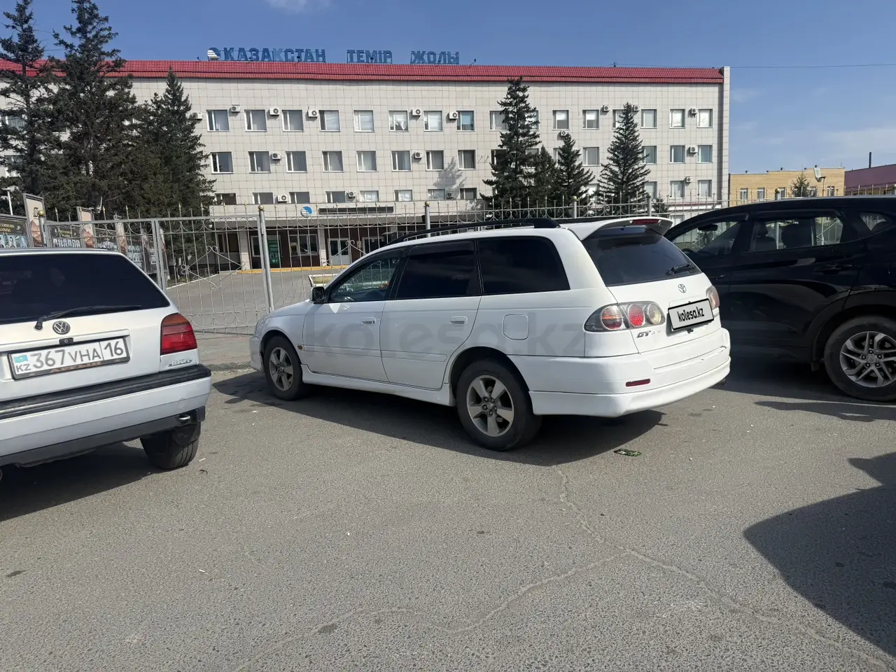 Toyota Caldina, 2001